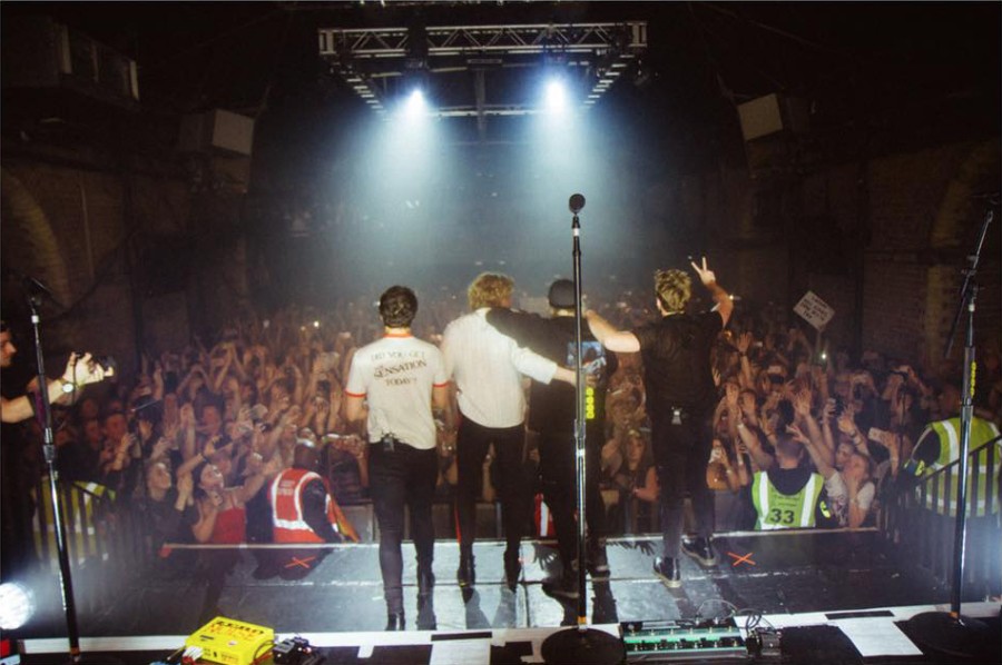5 Seconds Of Summer Premieres New Music For Youngblood Live Version Pm Studio World Wide Music News 5 Seconds Of Summer Premieres New Music For Youngblood Live Version Pm Studio World Wide Music News