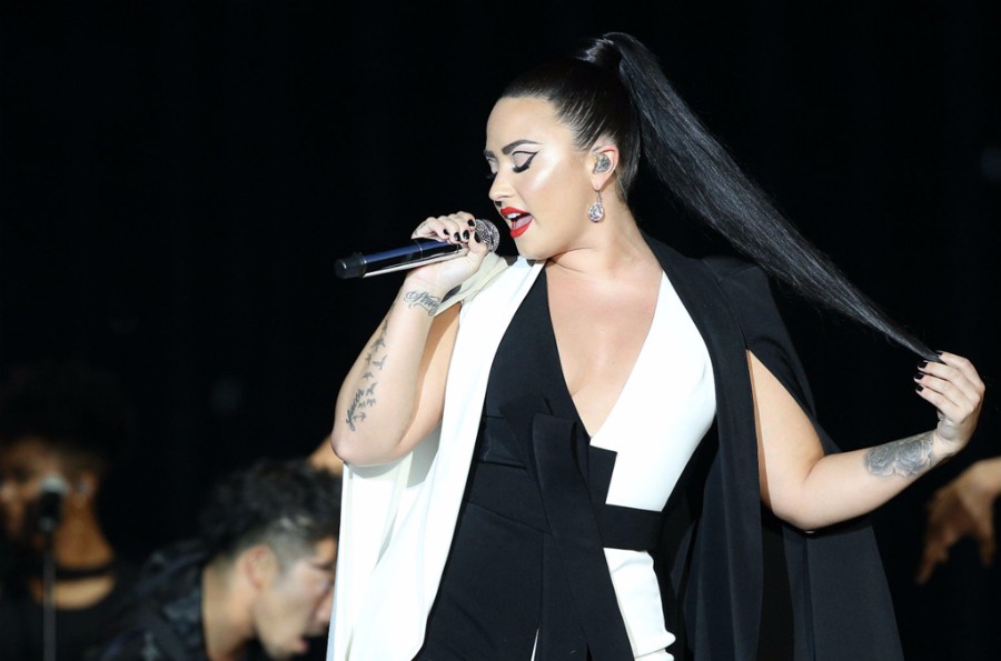 Demi Lovato Performs “Sober” at Rock in Rio Lisboa 2018 - pm studio