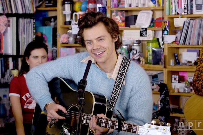 Harry Styles Performs Fine Line Songs At Npr S Tiny Desk Concert